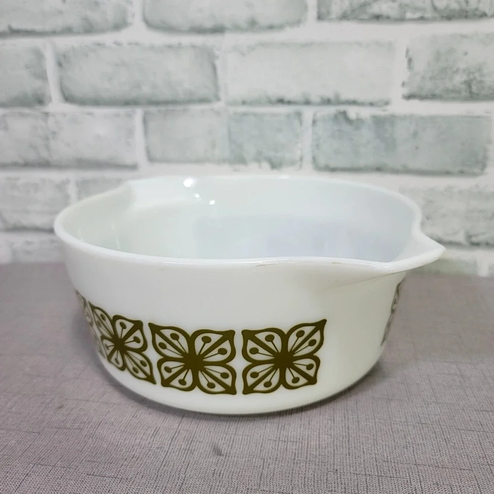 Pyrex 475-B Verde Olive Green Floral‎ 2.5 Qt Cinderella Casserole Dish Bowl USA